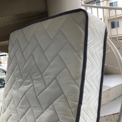 シングルマットレスの画像