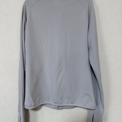 ユニクロ　レディース　服　の画像