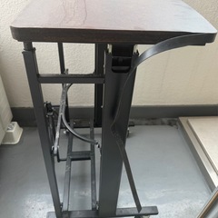 E-WIN スタンディングデスク 昇降式テーブルの画像