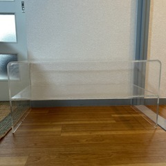 【早い者勝ち、美品】クリア
ローテーブル　透明　ローデスクの画像