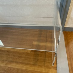 【早い者勝ち、美品】クリア
ローテーブル　透明　ローデスクの画像