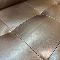 ソファ　革張りソファ　椅子の画像