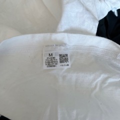 【メンズ】　肌着　ノースリーブ　半袖　黒　白の画像