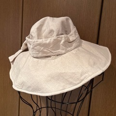 つば広帽子2点の画像