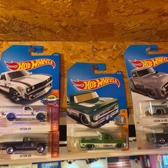ホットウィール　ダットサン　620　レプ　CHEVY Ford カマロ　ガスモンキー　ロジャーダッチャー　ミニカー　トミカの画像