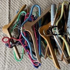 ※急ぎ！！大量ハンガー 全てセット　の画像