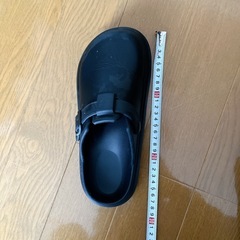 サボシューズ　靴　黒　の画像