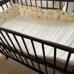 ベビーベッド　ベビー用品の画像