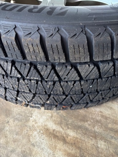 スタッドレスタイヤ
ホイール付(225/60R17、DM-V3)