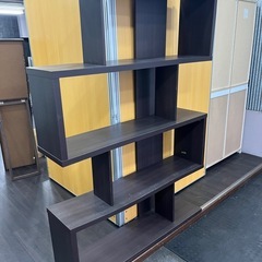 オシャレなオープン棚の画像