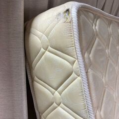 ★先着1名様★ セミダブルマットレスの画像