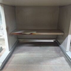 オフィスデスク　パソコンデスク　スチール製　机①の画像