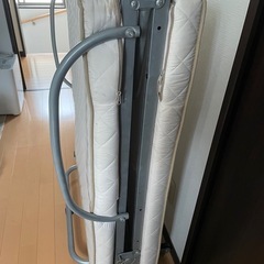 折りたたみ　ベッド　シングルの画像