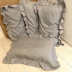 新品未使用　ニトリ　枕4点セット　カバー付き　グレー　の画像