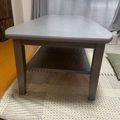 リビングテーブルの画像