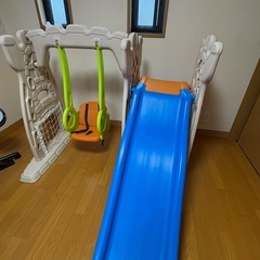 子供用滑り台、ブランコセットの画像