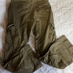 GAPカーゴパンツの画像