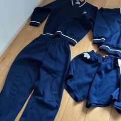 臼井幼稚園体操服ジャージの画像