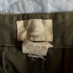 GAPカーゴパンツの画像