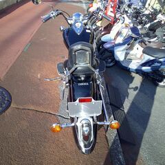 NO.5547　ヤマハ　ドラッグスター４００クラシック　ＶＨ０１Ｊ 　スラッシュカットマフラー　バックレスト　サイドバックサポート付き　ブラック　☆彡の画像