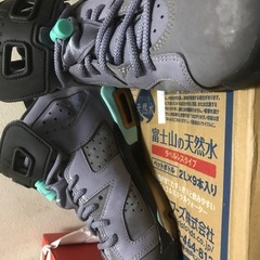 Jordan  Nike スニーカーの画像