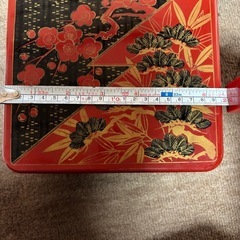 華やかな重箱の画像