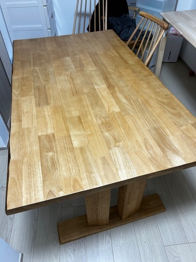 ダイニングセットテーブル1台椅子４脚