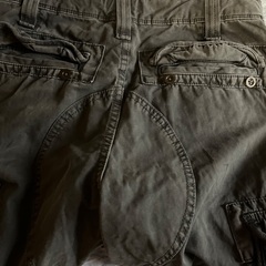 ユニクロカーゴパンツ黒　S 76の画像