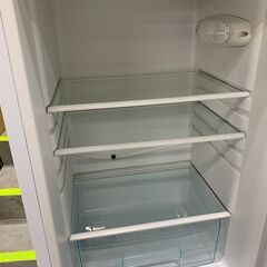 ＼家具＊家電のお店／【ｼﾞｬﾝｸﾞﾙｼﾞｬﾝｸﾞﾙ石川金沢店】 冷蔵庫 アイリスオーヤマ AF-162-W 2020年製の画像