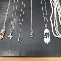 12種類ネックレスセット　ロケットペンダント　王冠　花　ハート　サンダル　十字架　の画像