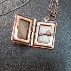 12種類ネックレスセット　ロケットペンダント　王冠　花　ハート　サンダル　十字架　の画像