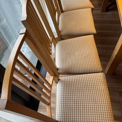 【IKEA / ダイニングテーブル】STORNAS 椅子4脚付き木製
の画像