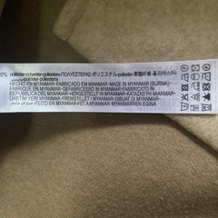 ZARA フード付きベージュロングコートの画像