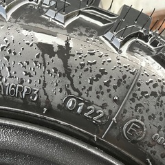 中古タイヤ４本GRIPMAX MUDRAGE M/T 185R14C ４本の画像