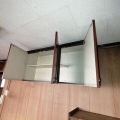 【11月下旬、廃棄処分します】キッチン　吊り戸棚の画像