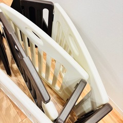 美品　日本育児ベビーゲート　ナチュラルカラーの画像