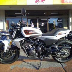 NO.5448　ハーレーダビットソン　Ｘ３５０　走行距離１１１６ＫＭ　ホワイト／ブラック　☆彡の画像