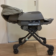 コンビ　ネムリラAUTO SWING BEDi EG シリーズ　ハイローチェアの画像