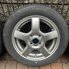 ブリヂストン　スタッドレスタイヤ、ホイールセット　14インチ　4穴の画像
