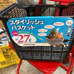 自転車のかごカゴの画像