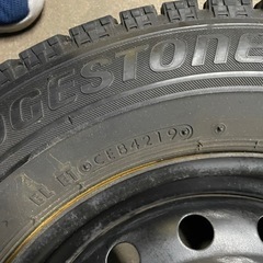 145 80 R13スタッドレスタイヤホイールセットの画像