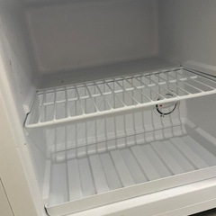 冷凍庫31リットル3年使用の画像