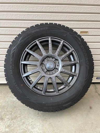ヨコハマタイヤスタッドレス4本ホイールセット215/65/R16インチ