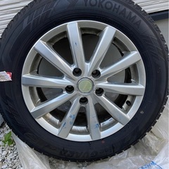 冬用タイヤ　スタッドレス4本セット　ヨコハマたいやタイヤの画像