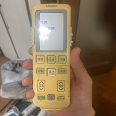 日立ルームエアコン　室外機、リモコン付き
の画像