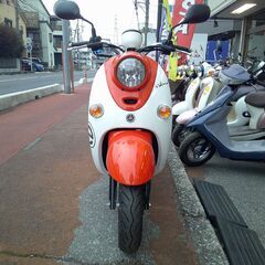 NO.5549　Ｅ－ＶＩＮＯ（イービーノ）　電動スクーター　走行距離１９７ＫＭ　オレンジ＆ホワイト　☆彡の画像