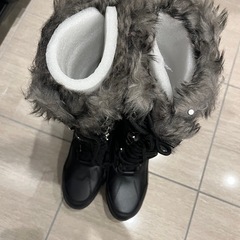 ALDOの防水ブーツ(カナダのブランド)の画像