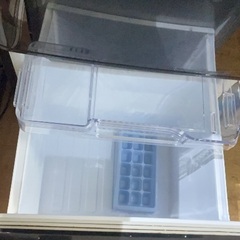 一人暮らし用冷蔵庫の画像