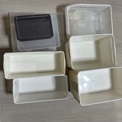 百均 ニトリ かご ケース まとめて 64点の画像