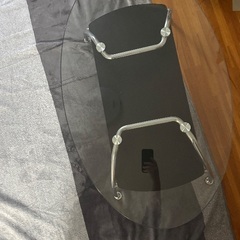 ガラステーブルの画像